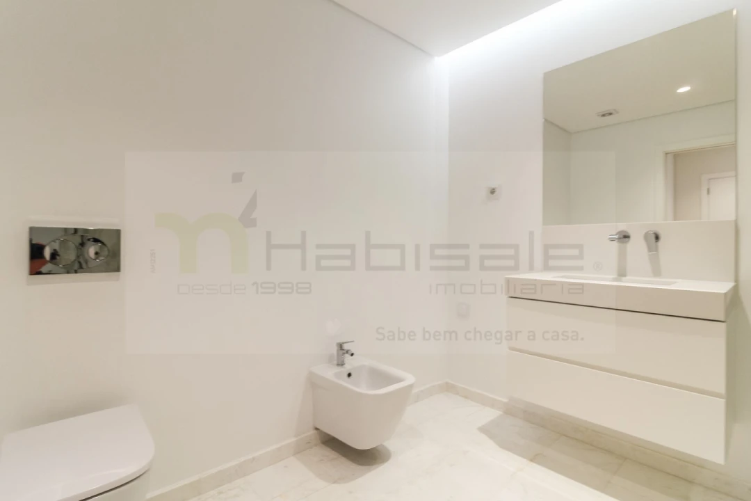 Apartamento T4 para Venda em Póvoa de Santo Adrião e Olival Basto Foto 27