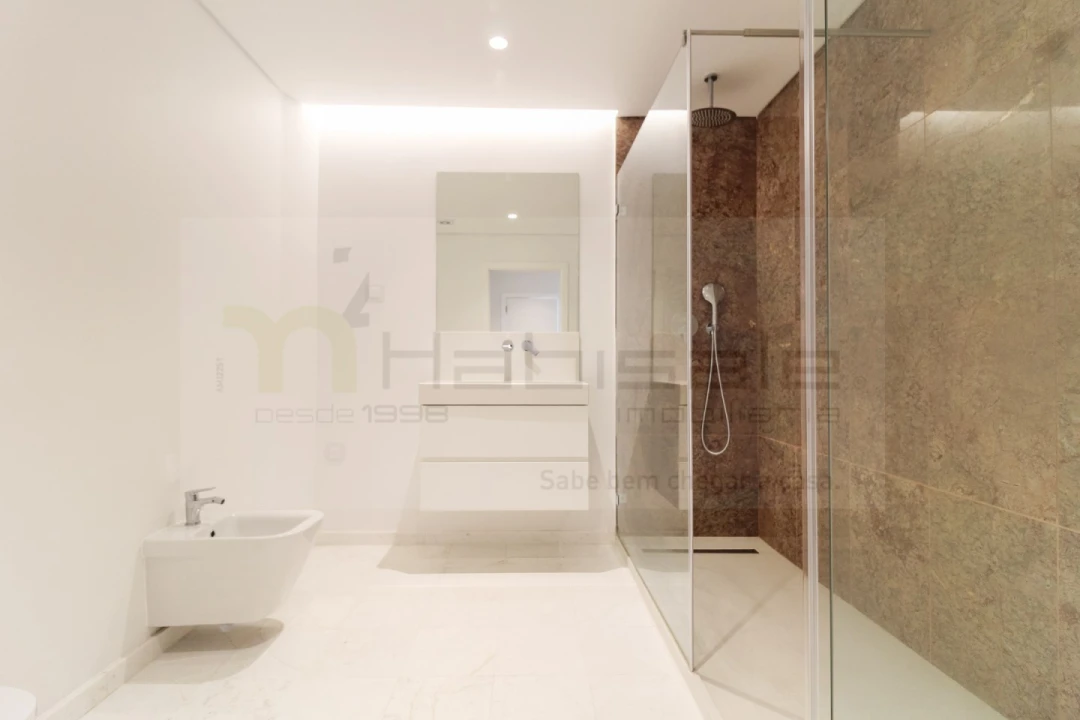 Apartamento T4 para Venda em Póvoa de Santo Adrião e Olival Basto Foto 48