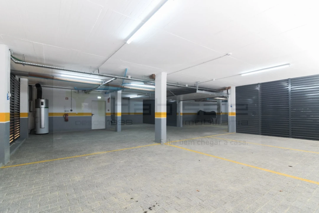 Apartamento T4 para Venda em Póvoa de Santo Adrião e Olival Basto Foto 66