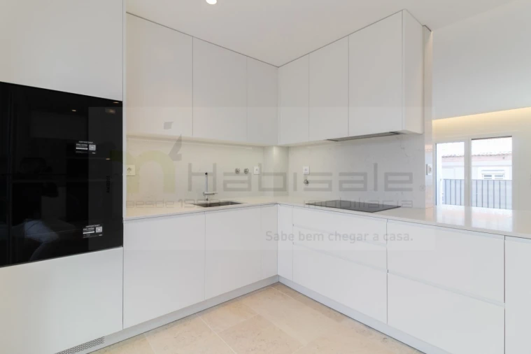 Apartamento T4 para Venda em Póvoa de Santo Adrião e Olival Basto Foto 11