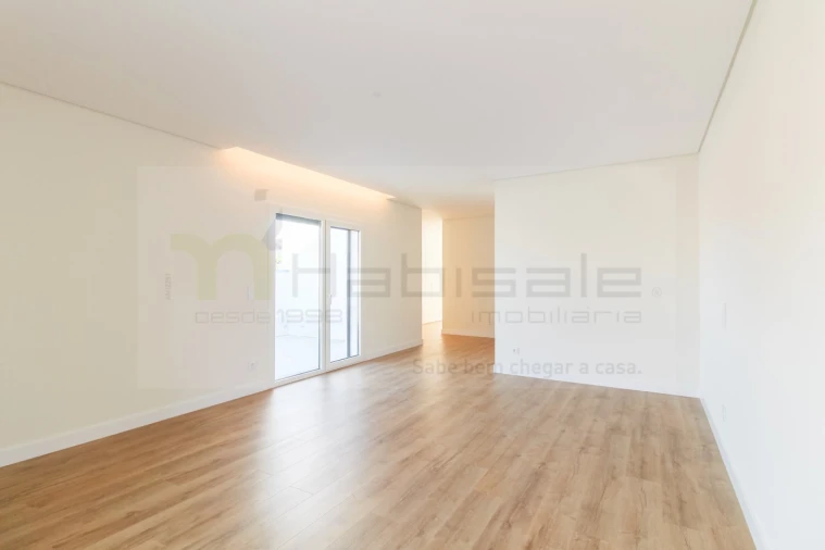 Apartamento T4 para Venda em Póvoa de Santo Adrião e Olival Basto Foto 42