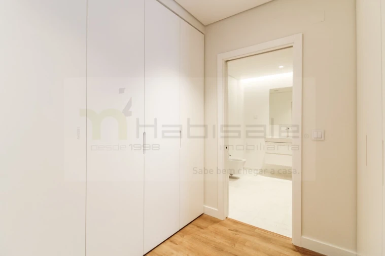 Apartamento T4 para Venda em Póvoa de Santo Adrião e Olival Basto Foto 47