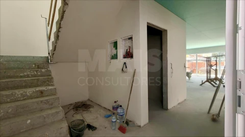 Moradia T4 para Venda em Silveira
