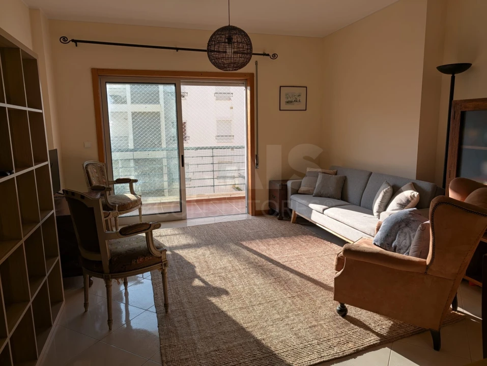 Apartamento T2 para Venda em Portimão Foto 6