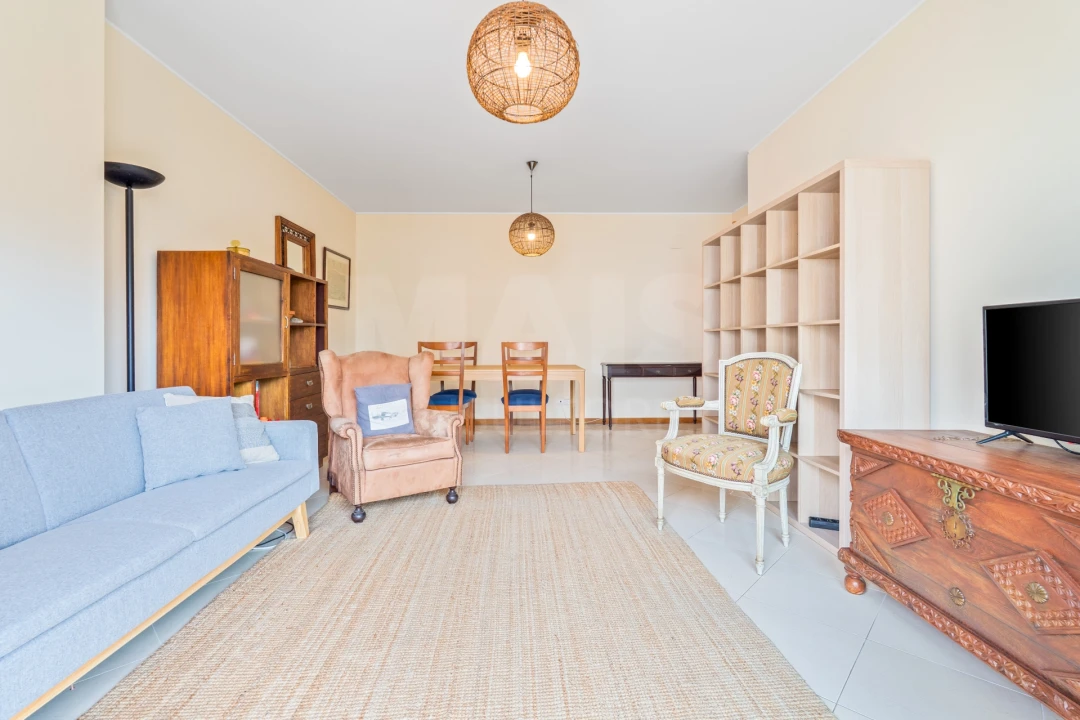 Apartamento T2 para Venda em Portimão Foto 7