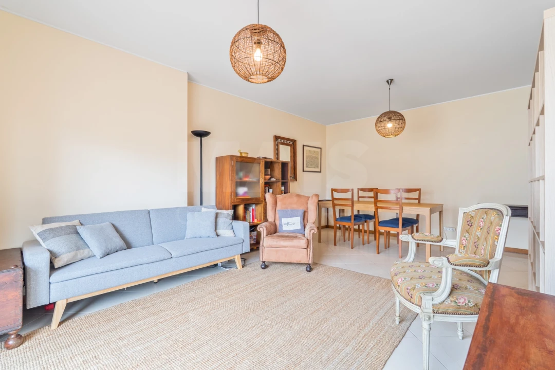 Apartamento T2 para Venda em Portimão Foto 8