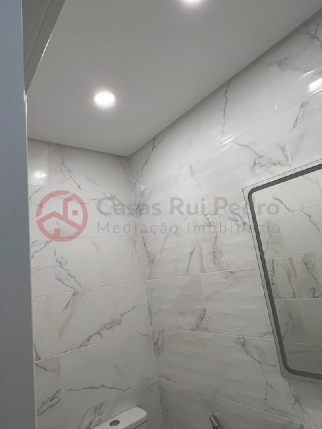 Apartamento T3 para Venda em Laranjeiro e Feijó Foto 24