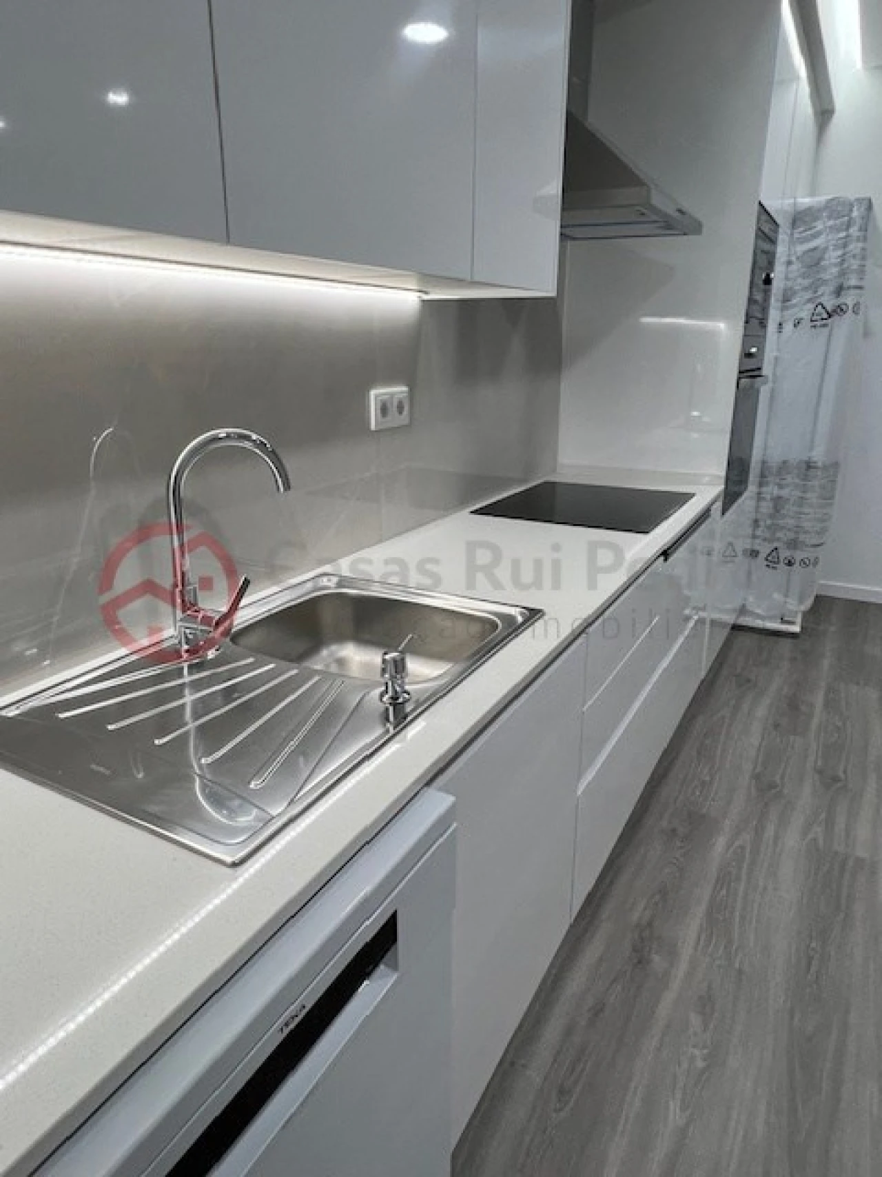 Apartamento T3 para Venda em Laranjeiro e Feijó Foto 29