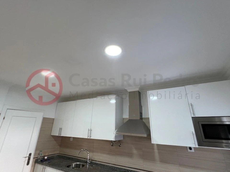 Apartamento T3 para Venda em Laranjeiro e Feijó Foto 41