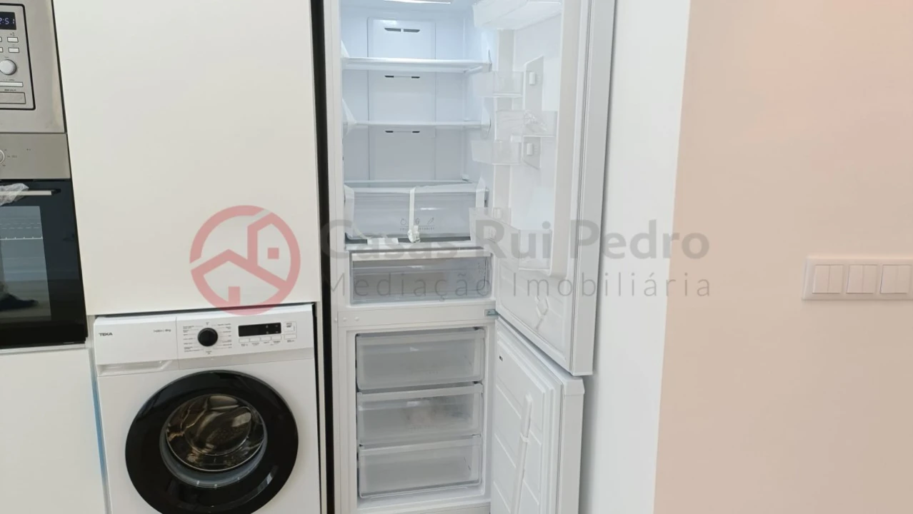 Apartamento T3 para Venda em Laranjeiro e Feijó Foto 7