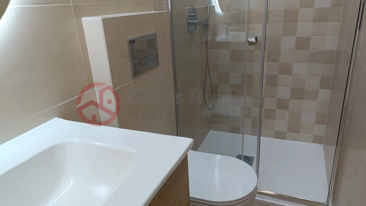 Apartamento T3 para Venda em Laranjeiro e Feijó Foto 32