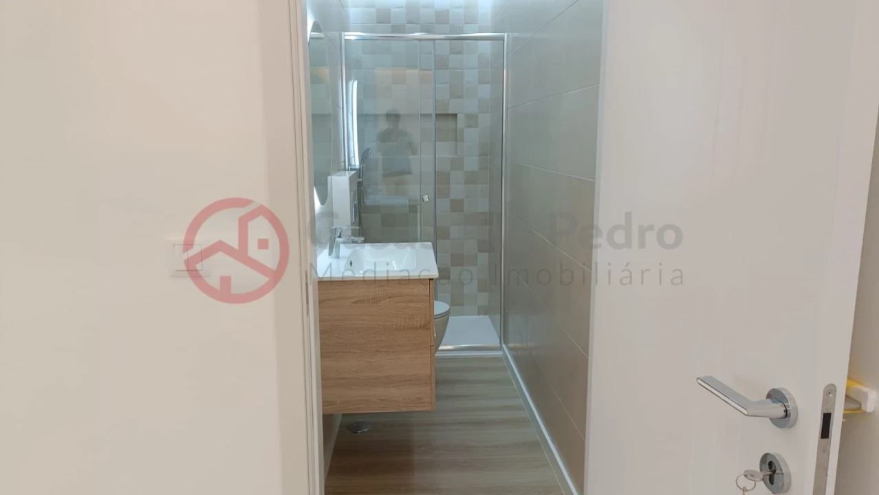 Apartamento T3 para Venda em Laranjeiro e Feijó Foto 33