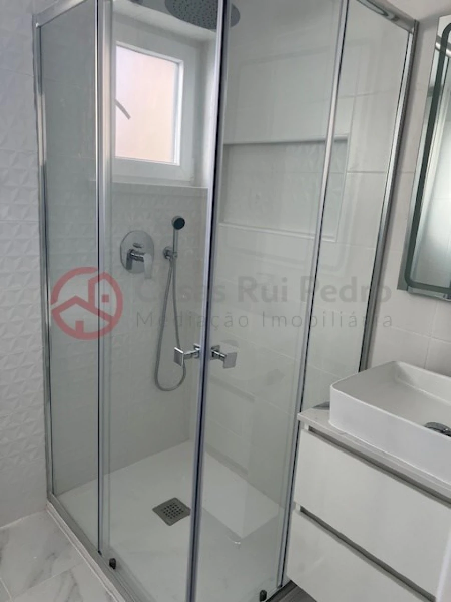 Apartamento T3 para Venda em Laranjeiro e Feijó Foto 16