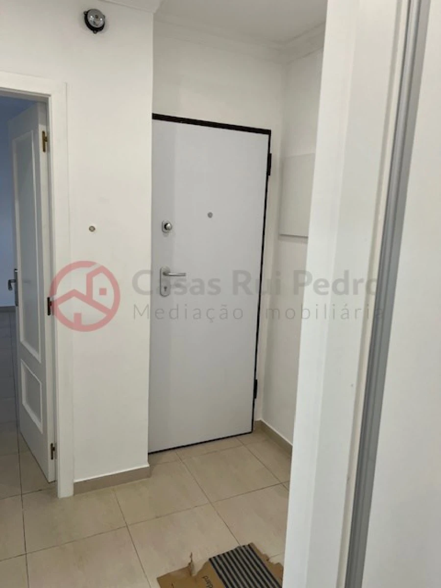 Apartamento T3 para Venda em Laranjeiro e Feijó Foto 35