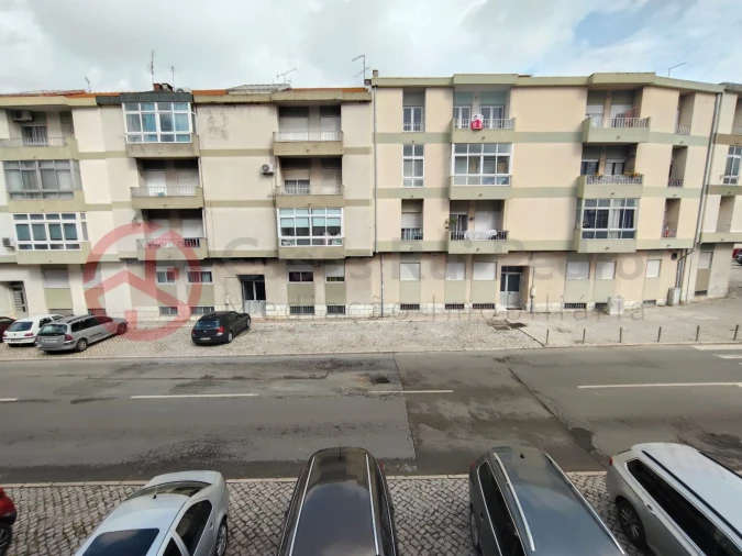 Apartamento T2 para Venda em Moita Foto 7