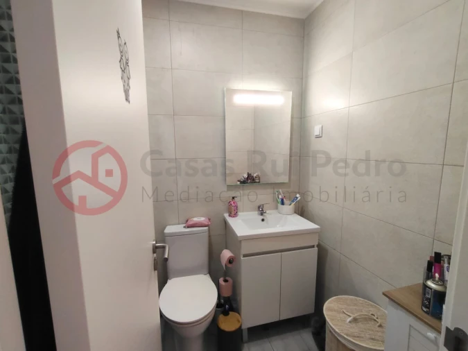 Apartamento T2 para Venda em Moita Foto 21