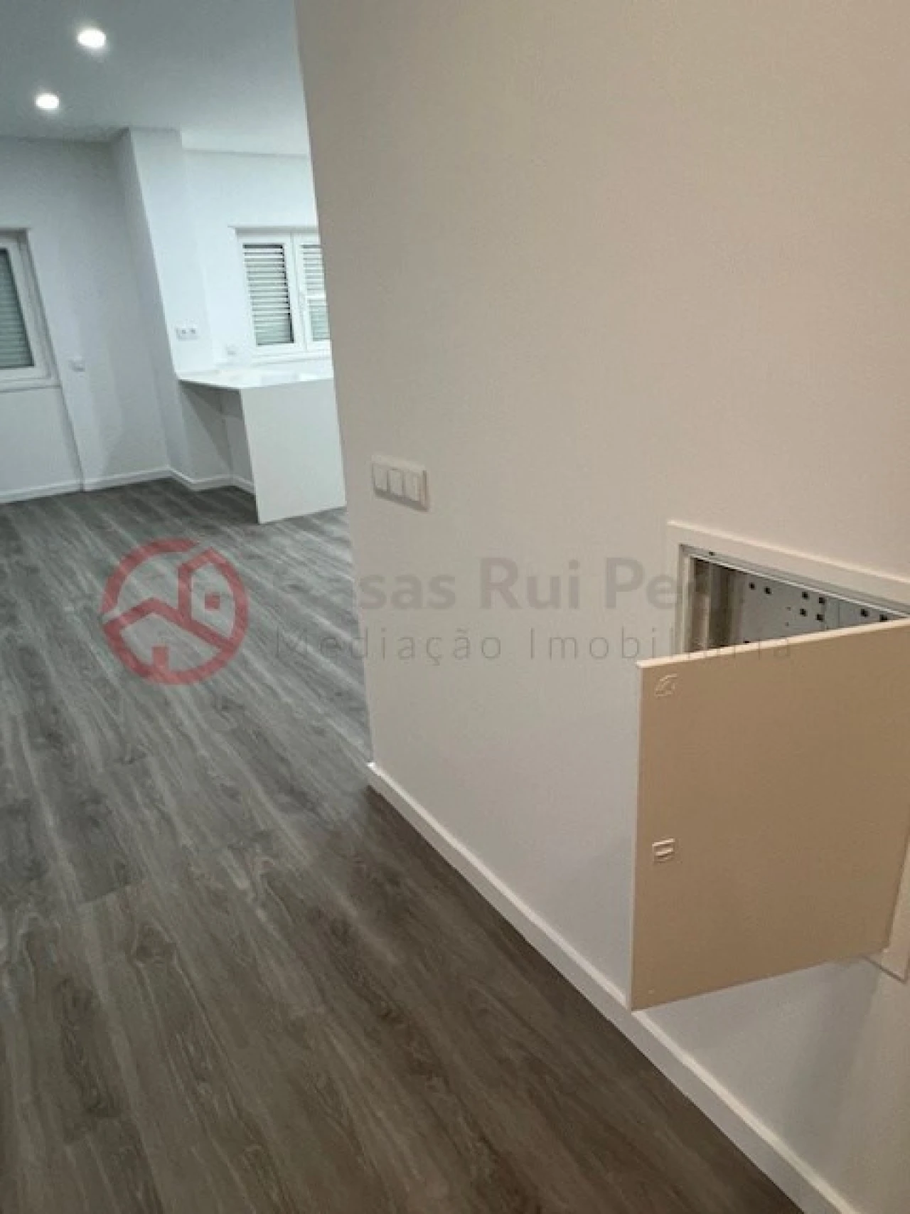 Apartamento T2 para Venda em Seixal, Arrentela e Aldeia de Paio Pires Foto 32