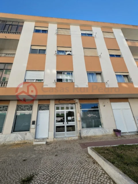 Apartamento T2 para Venda em Seixal, Arrentela e Aldeia de Paio Pires