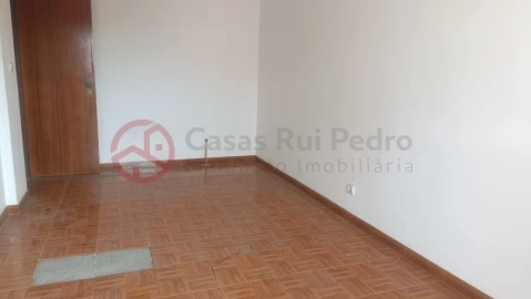 Apartamento T2 para Venda em Seixal, Arrentela e Aldeia de Paio Pires