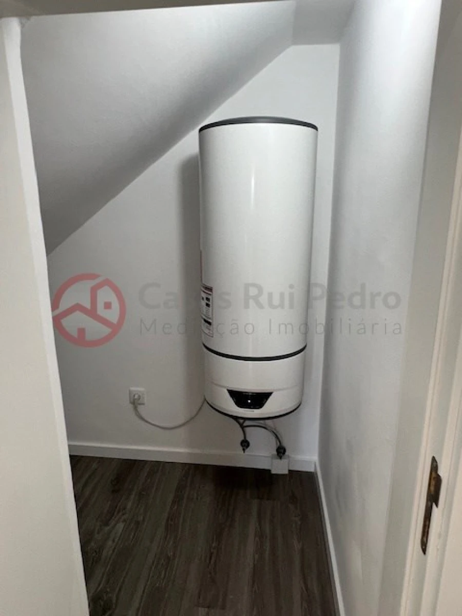 Apartamento T2 para Venda em Seixal, Arrentela e Aldeia de Paio Pires Foto 24