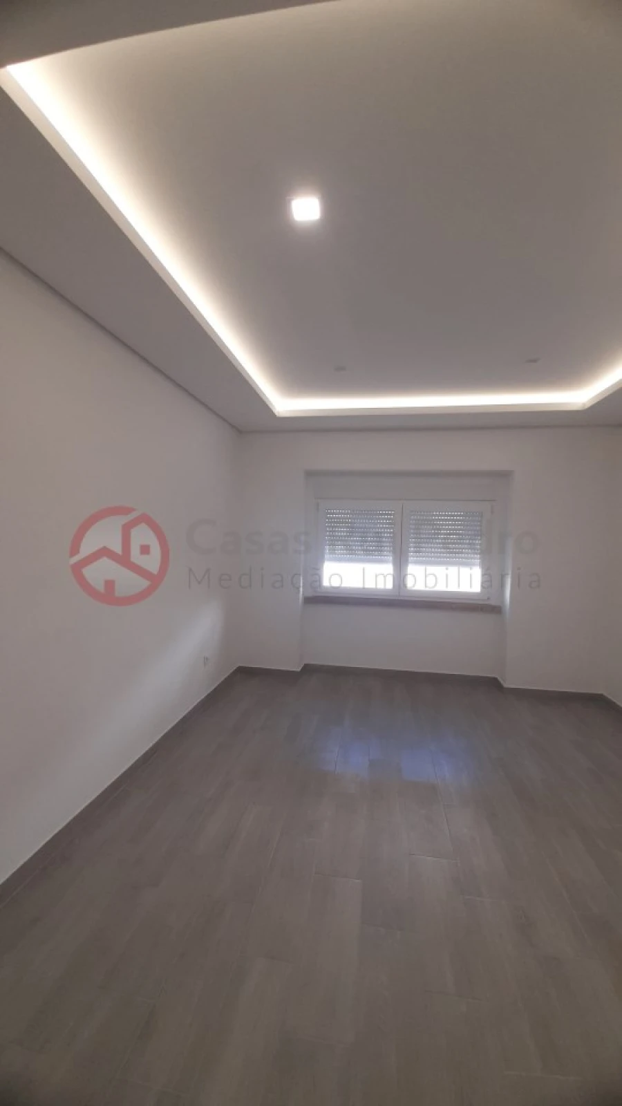 Apartamento T1 para Venda em Laranjeiro e Feijó Foto 49