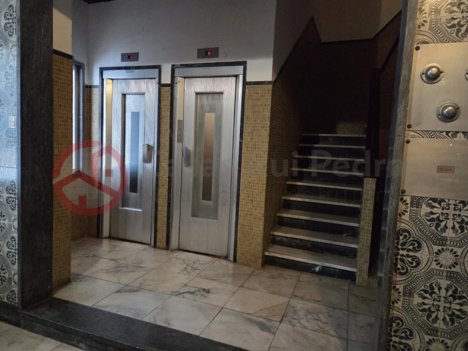 Apartamento T4 para Venda em Almada, Cova da Piedade, Pragal e Cacilhas Foto 33