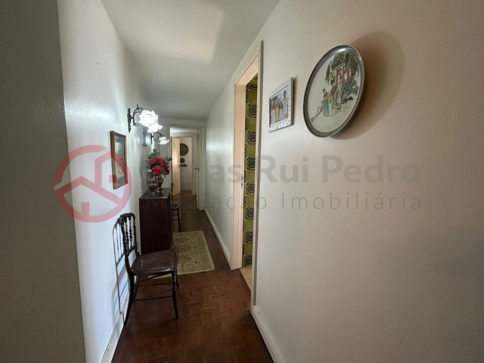 Apartamento T4 para Venda em Almada, Cova da Piedade, Pragal e Cacilhas Foto 8