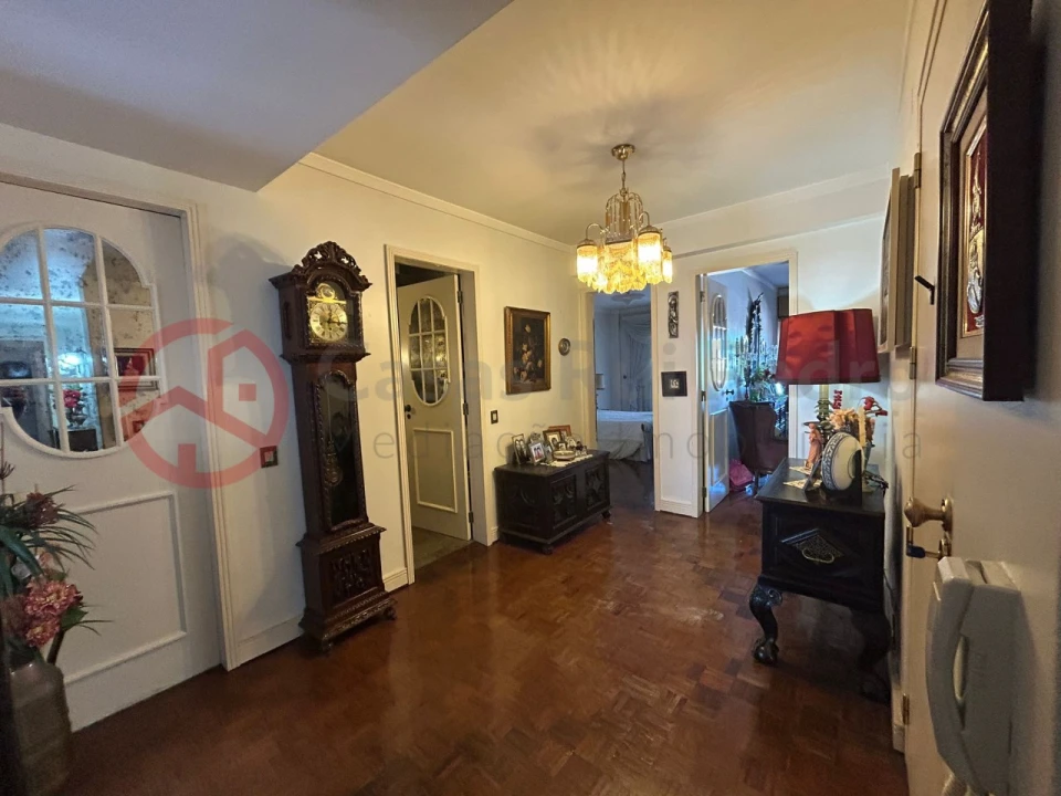 Apartamento T4 para Venda em Almada, Cova da Piedade, Pragal e Cacilhas Foto 10