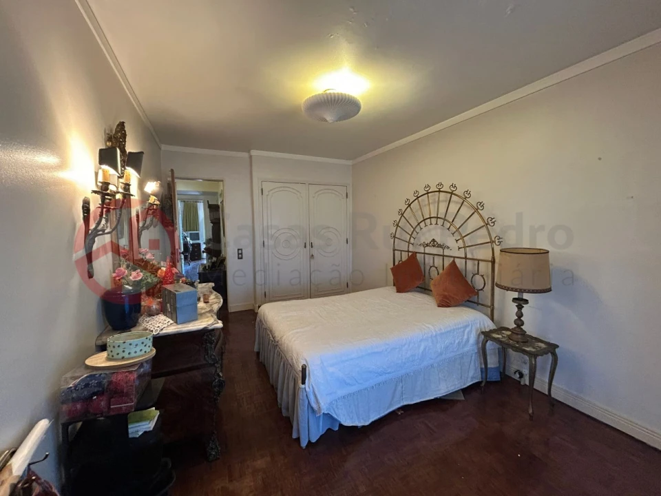 Apartamento T4 para Venda em Almada, Cova da Piedade, Pragal e Cacilhas Foto 15