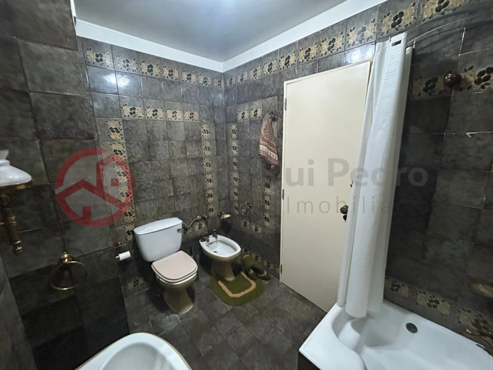 Apartamento T4 para Venda em Almada, Cova da Piedade, Pragal e Cacilhas Foto 24