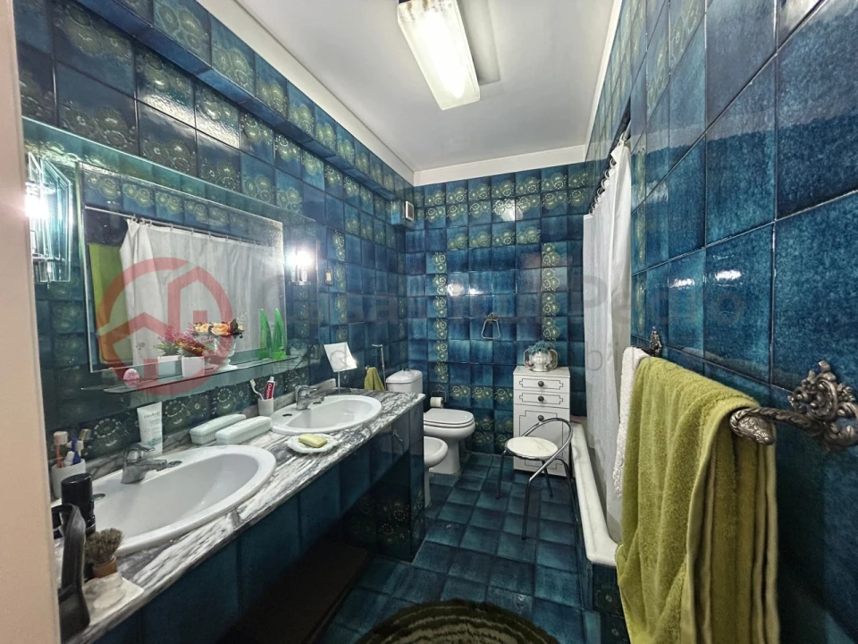 Apartamento T4 para Venda em Almada, Cova da Piedade, Pragal e Cacilhas Foto 25