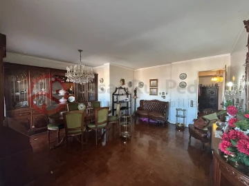 Apartamento T4 para Venda em Almada, Cova da Piedade, Pragal e Cacilhas