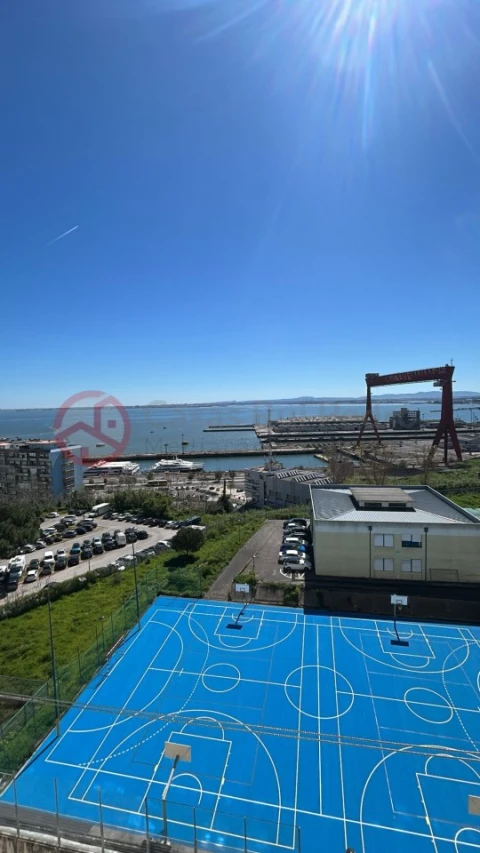 Apartamento T4 para Venda em Almada, Cova da Piedade, Pragal e Cacilhas