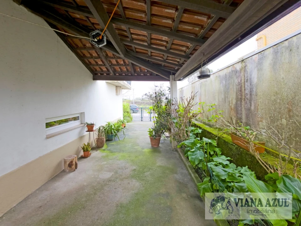 Moradia T4 para Venda em Santa Maria Maior e Monserrate e Meadela Foto 4