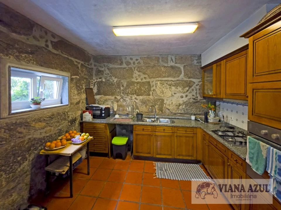 Moradia T4 para Venda em Santa Maria Maior e Monserrate e Meadela Foto 10