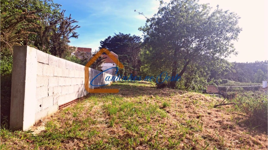 Moradia T3 para Venda em Salir de Matos