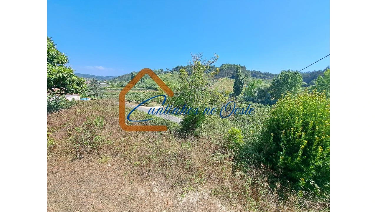 Moradia T3 para Venda em Salir de Matos Foto 12