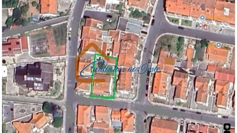 Moradia T5 para Venda em Nossa Senhora do Pópulo, Coto e São Gregório