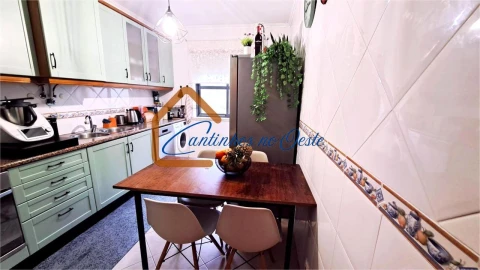 Apartamento T3 para Venda em Nossa Senhora do Pópulo, Coto e São Gregório