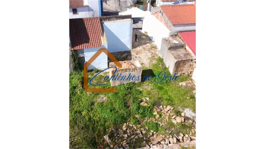 Moradia T2 para Venda em Nossa Senhora do Pópulo, Coto e São Gregório