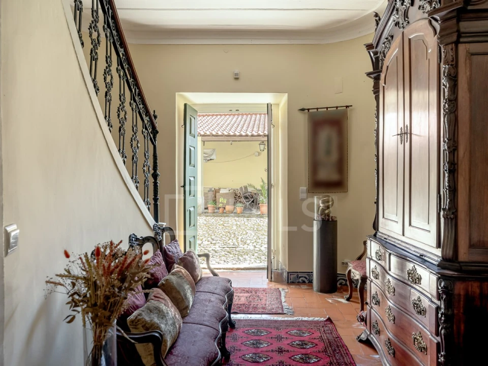 Moradia T7 para Venda em Carnide Foto 32