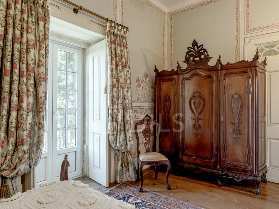 Moradia T7 para Venda em Carnide Foto 43