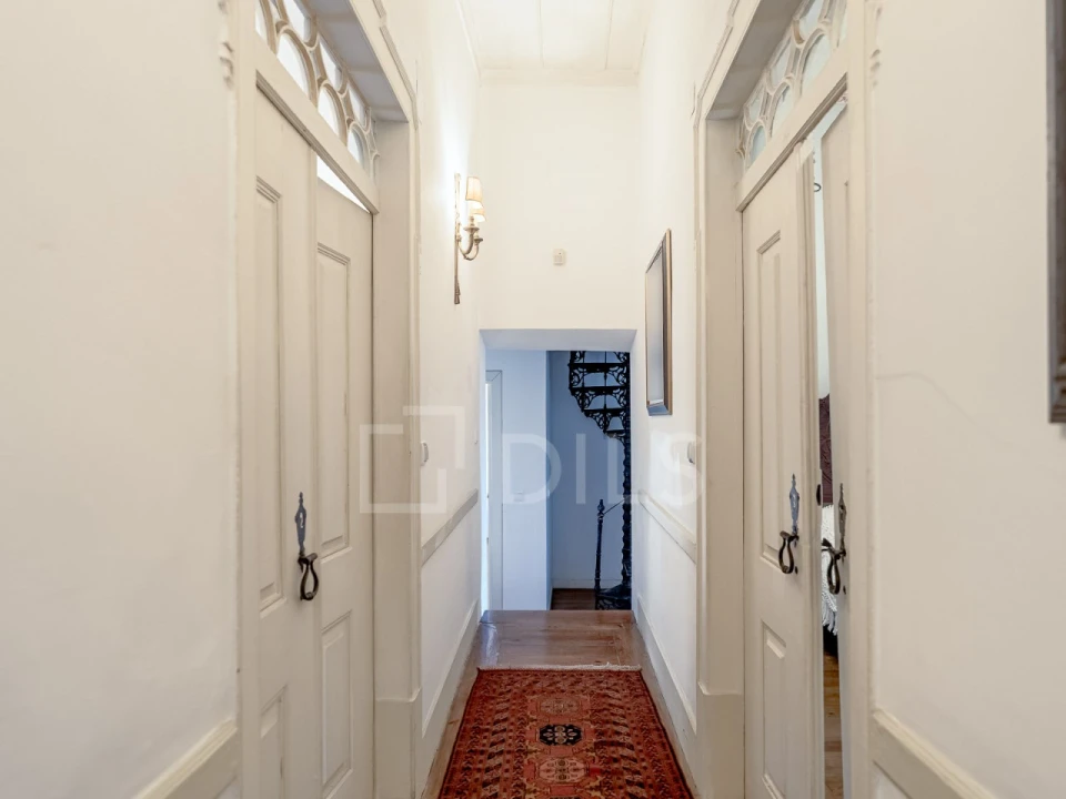 Moradia T7 para Venda em Carnide Foto 44