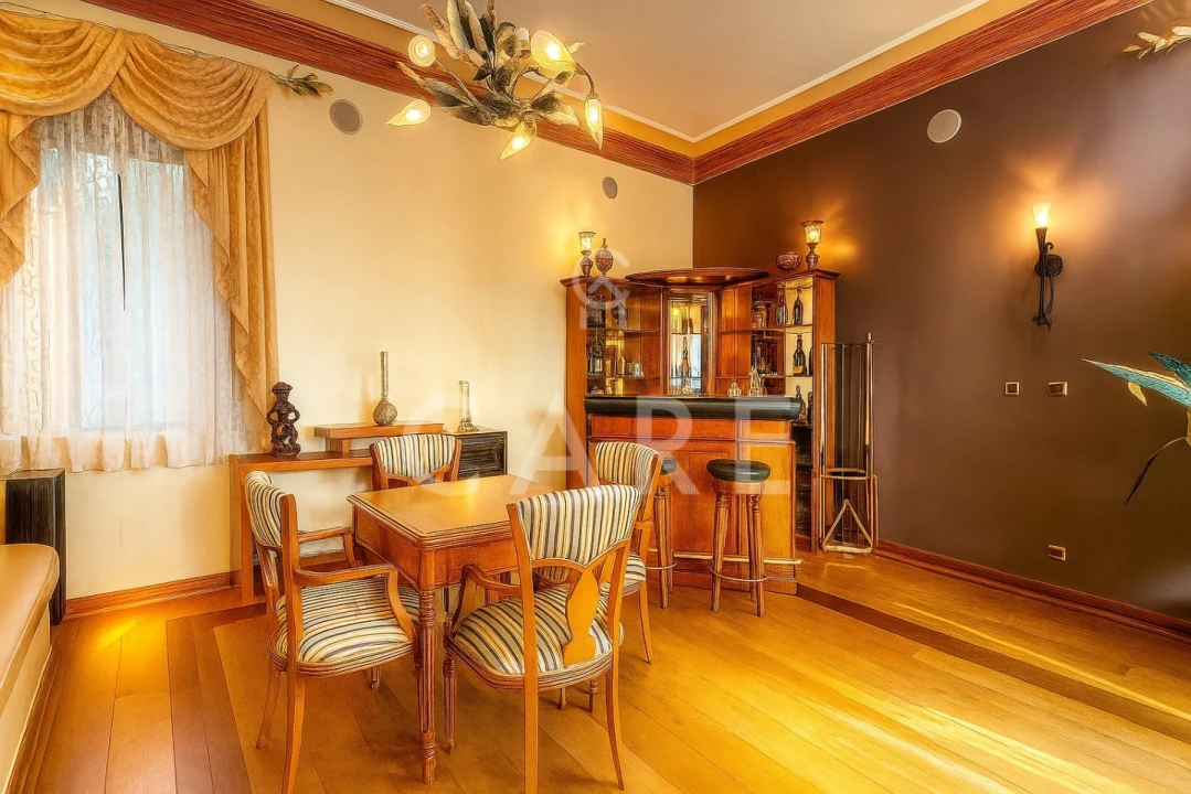 Moradia T6 para Venda em Queluz e Belas Foto 15