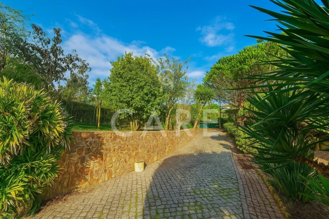 Moradia T6 para Venda em Queluz e Belas Foto 78