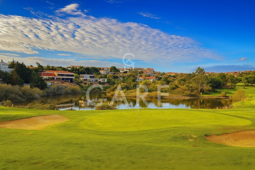 Moradia T6 para Venda em Queluz e Belas Foto 1