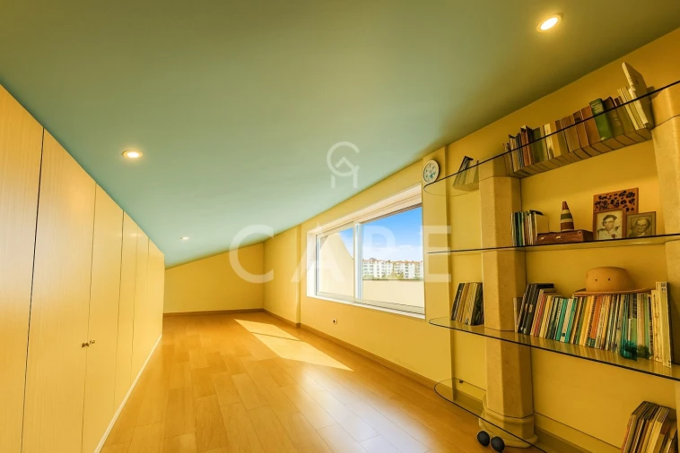 Moradia T6 para Venda em Queluz e Belas Foto 72