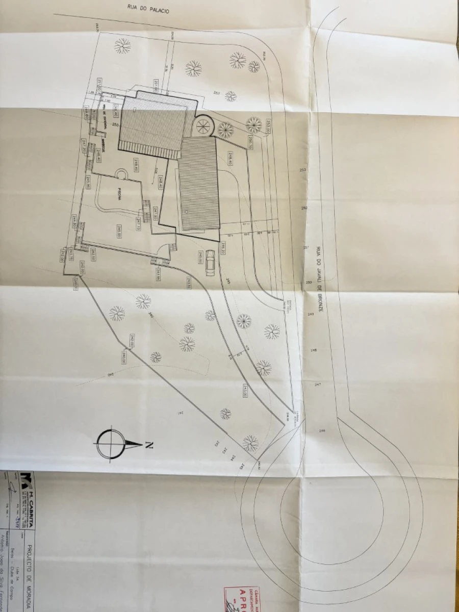 Moradia T6 para Venda em Queluz e Belas Planta 3