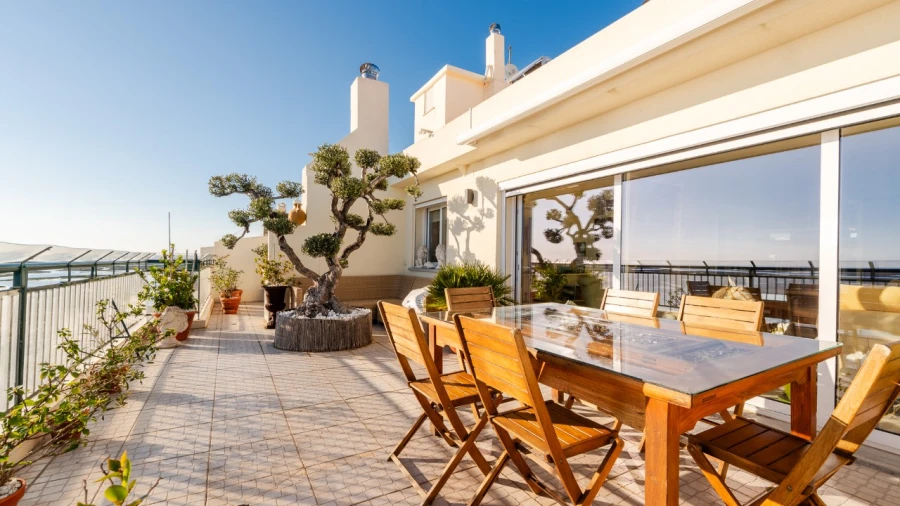 Apartamento T7 para para venda em Faro (Sé e São Pedro) Foto 2