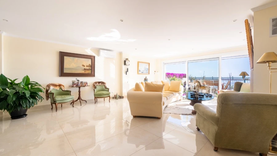 Apartamento T7 para para venda em Faro (Sé e São Pedro) Foto 10